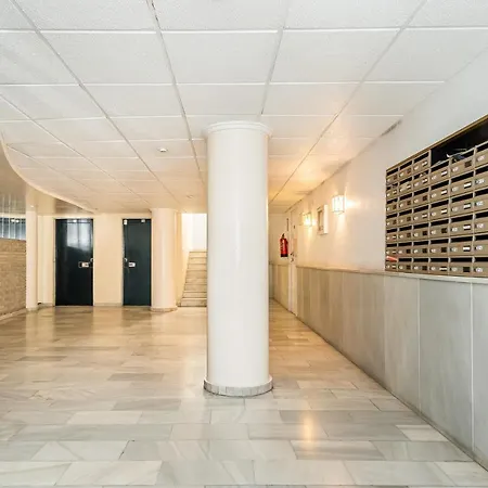 Newly Renovated Luxury Penthouse By The Beach Appartamento *