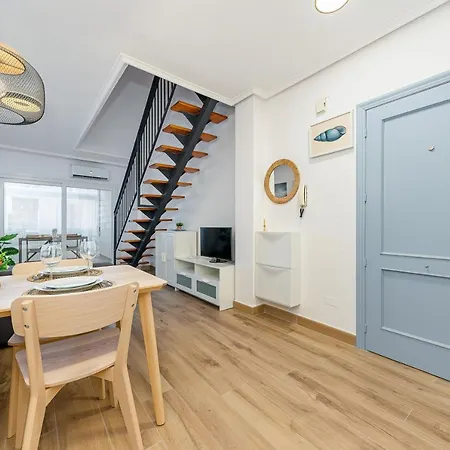 Newly Renovated Luxury Penthouse By The Beach Torrevieja
